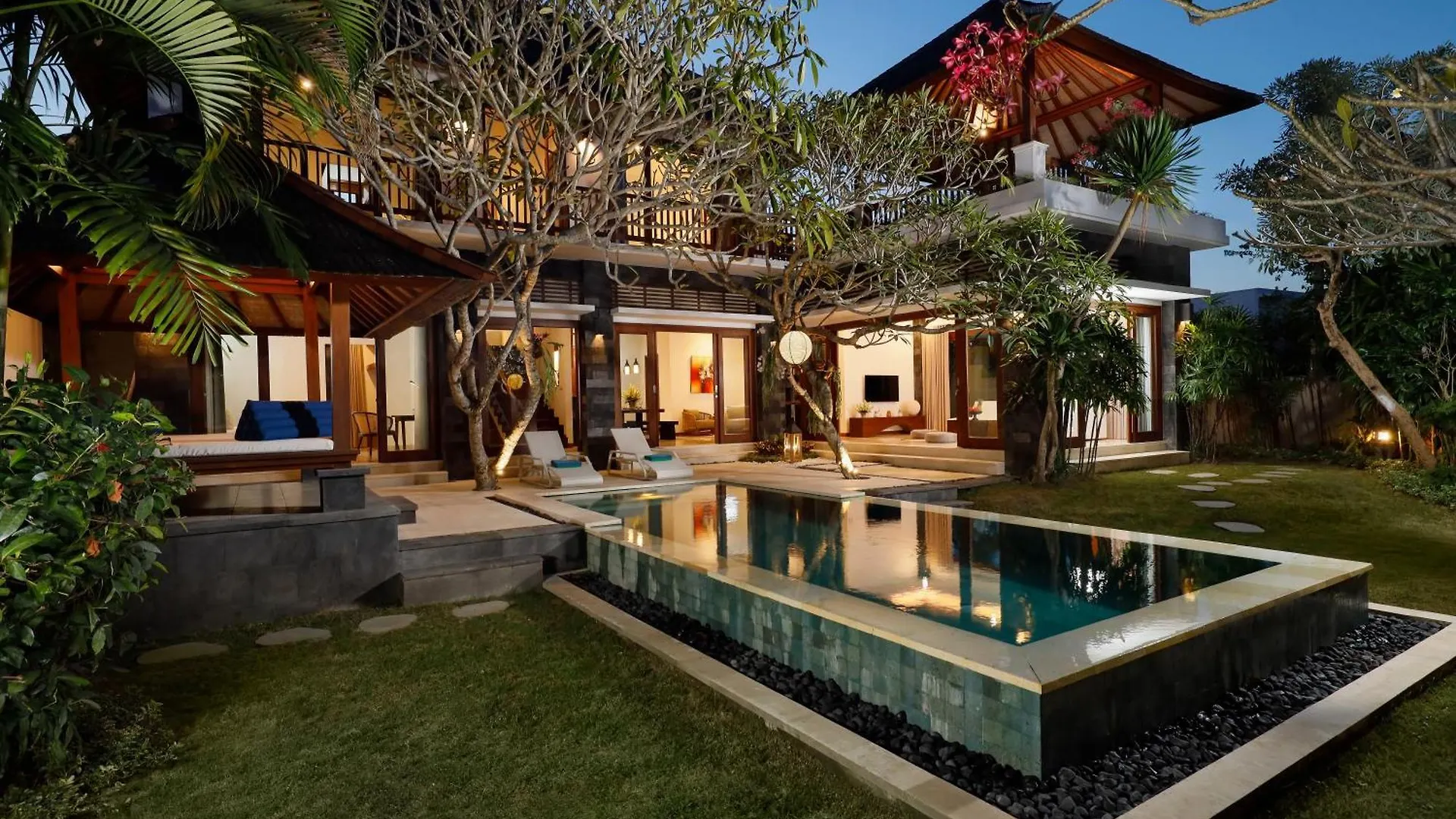 Villa Sophie By Nakula Jimbaran